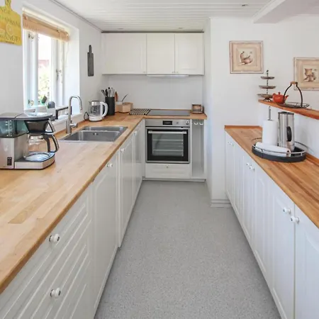 1 Bedroom Stunning In Samso Lägenhet Onsbjerg